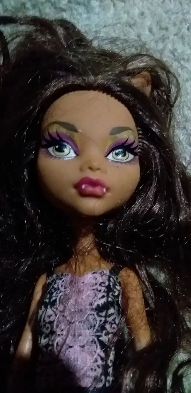Boneca antiga doll de coleção monster high clawdeen wolf da mattel  - Foto 2