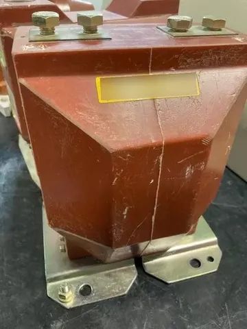 Transformador De Corrente Tc 15 Kv 250/5+5 A