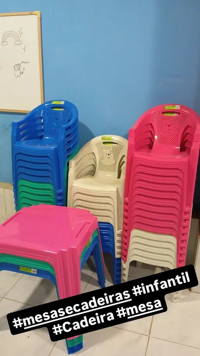 Mesas e cadeiras infantil