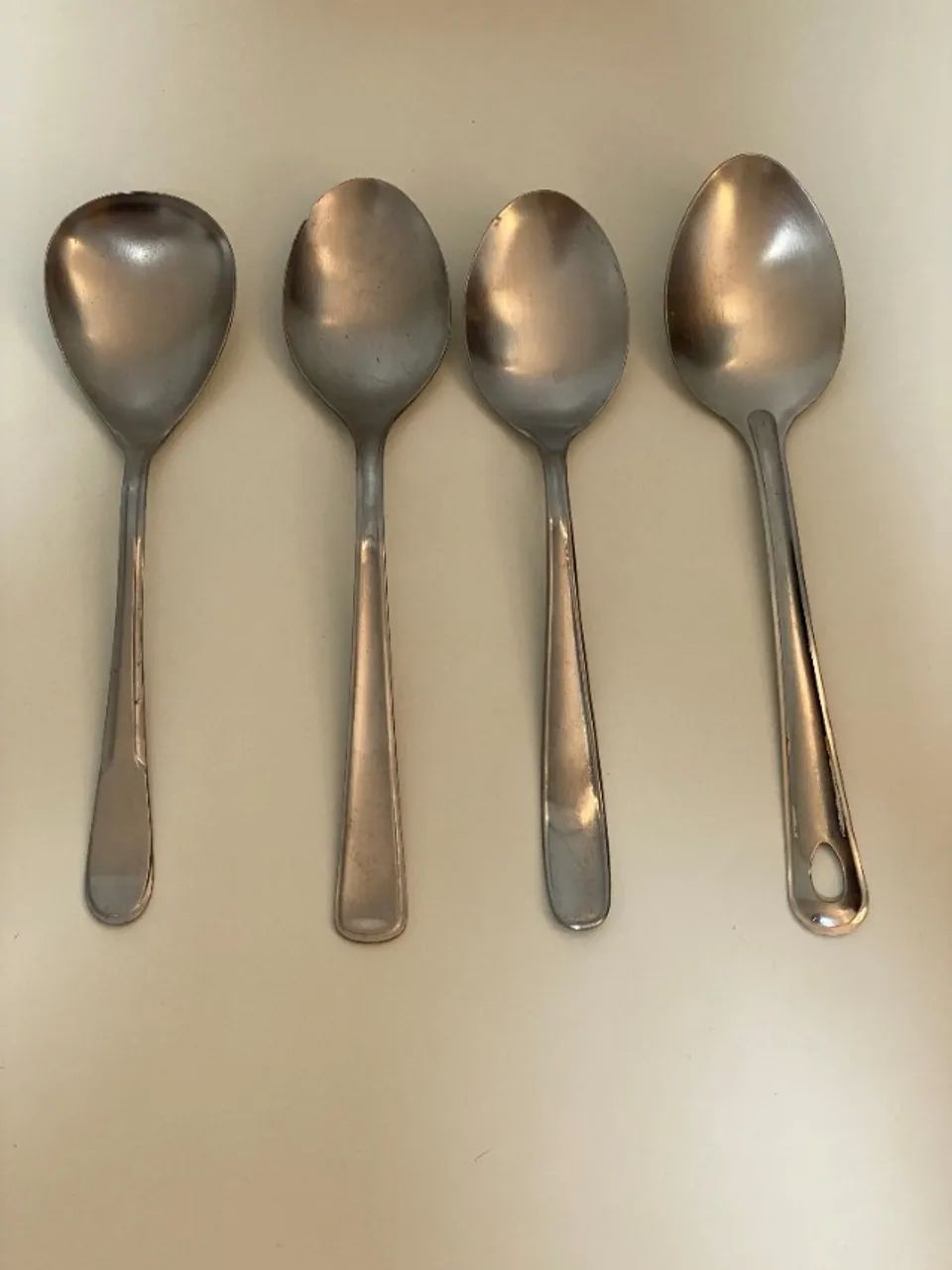Kit com 4 colheres de 24cm