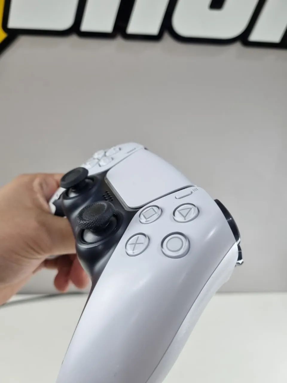 Controle PS5 DualSense Hall Effect Branco - Seminovo64303554053891121