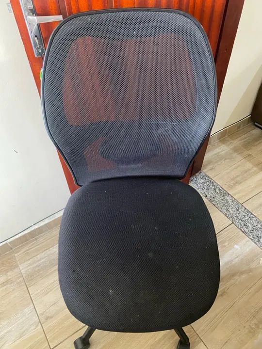 Cadeira de escritório giratória  - Foto 4