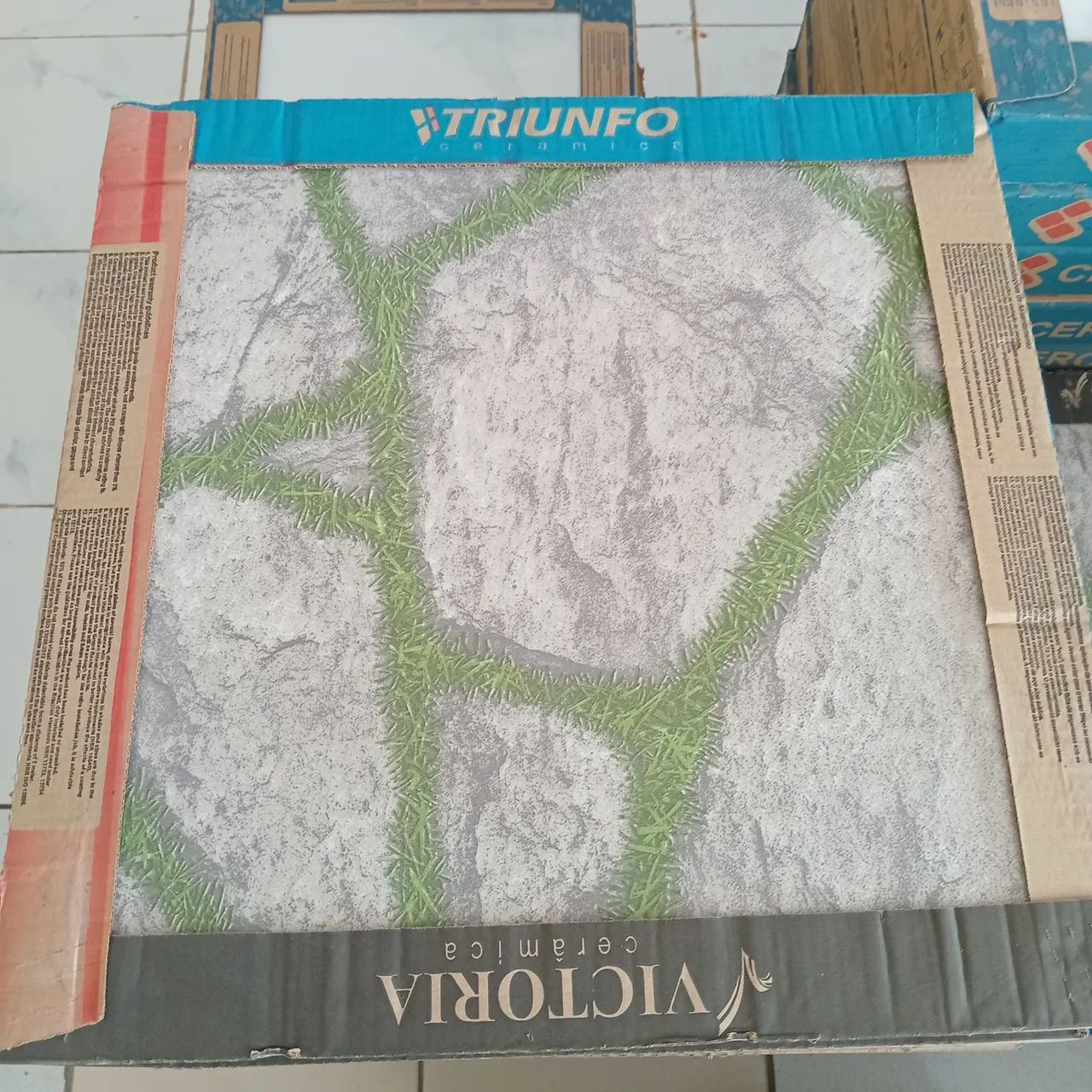 Revestimento de Pedra com Grama - Foto 2