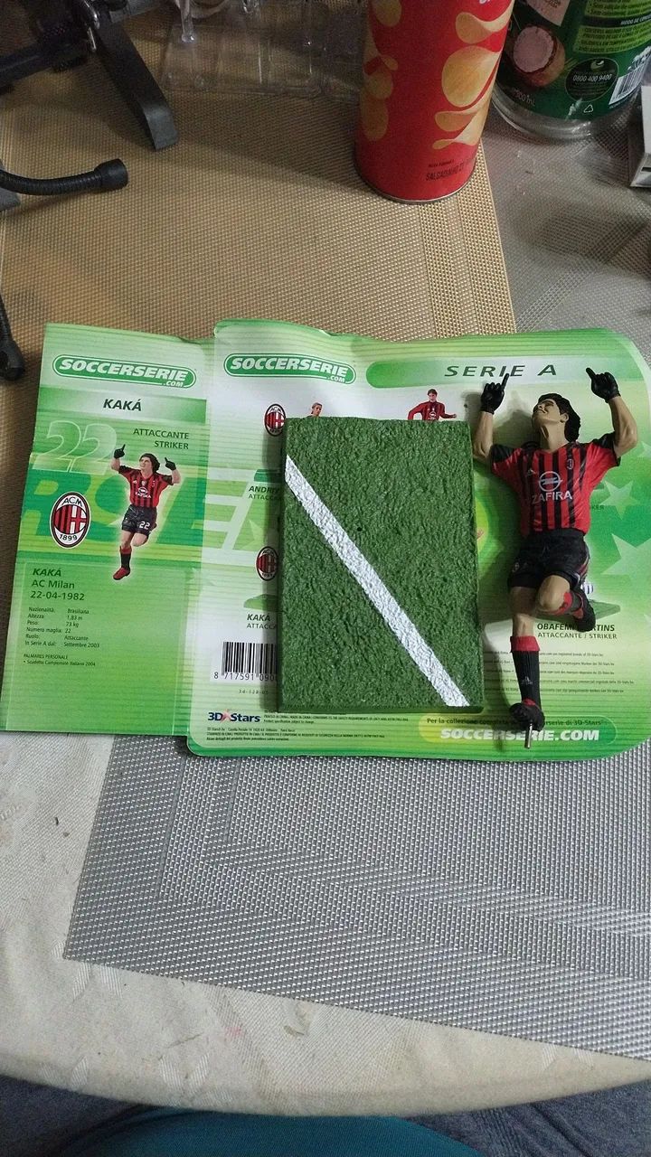 Miniatura do jogador Kaká - AC Milan - Soccer Serie 16 cm - Foto 6