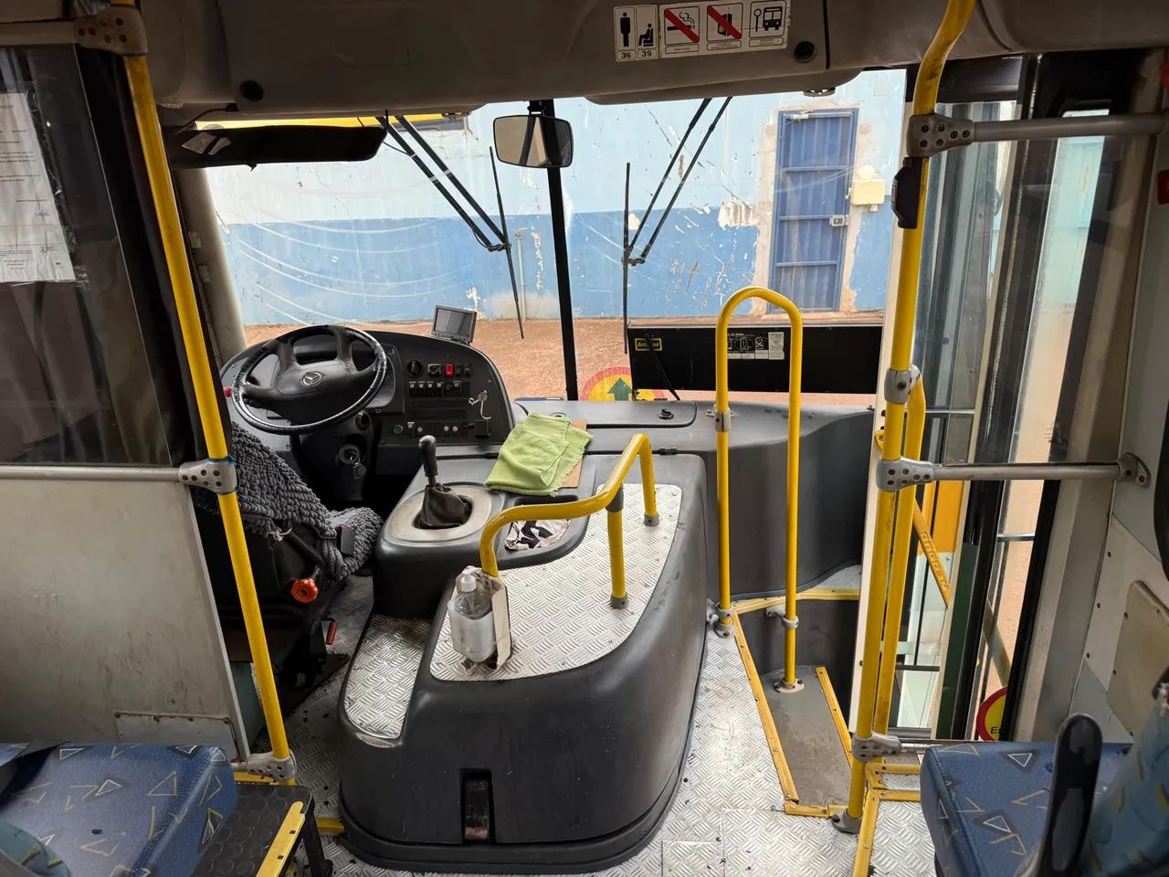 Ônibus escolar Mercedes-Benz ano 2012 com 39 lugares em cascavel,PR - Foto 11