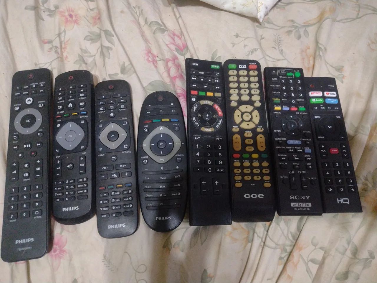 Vendo controles de TVs originais 