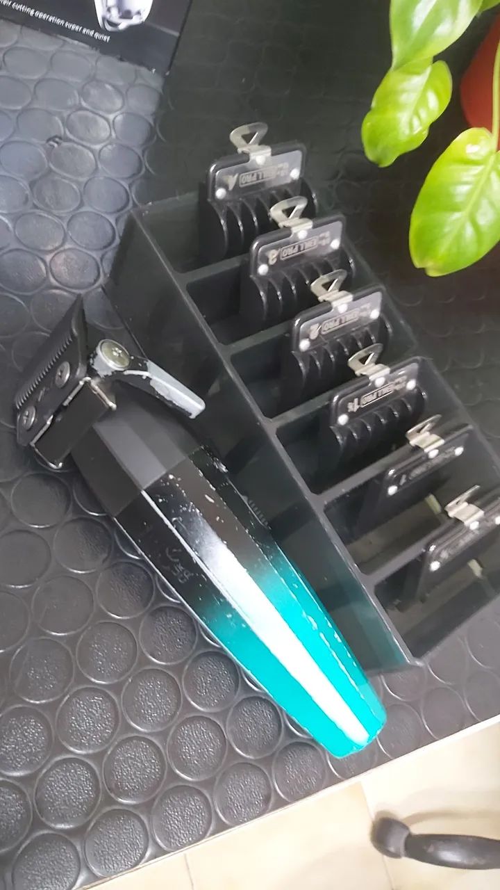 Máquina de cabelo VGR V-003 - Foto 2