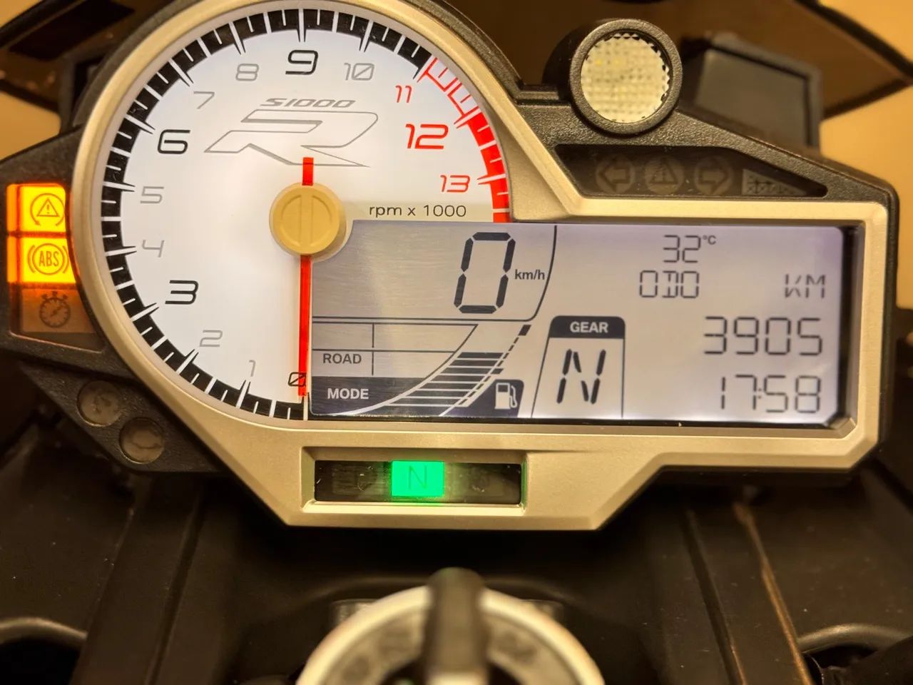 BMW S1000-R Naked - Muito Nova  - Foto 2