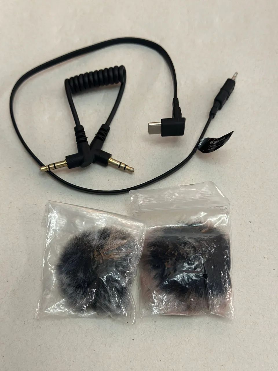 Hollyland Lark M2S Combo (Camera RX+USB-C RX+ Lightning Cable) - Foto 4