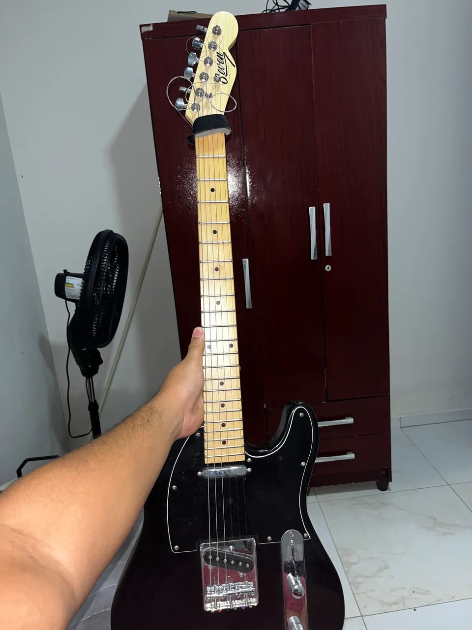 Guitarra stratocaster64288117969538123