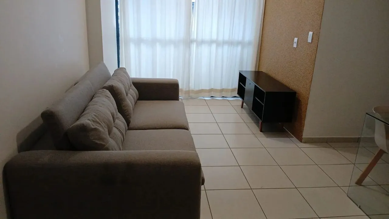 J.N Alugo lindo apartamento de 2 quartos na Ponta Verde.