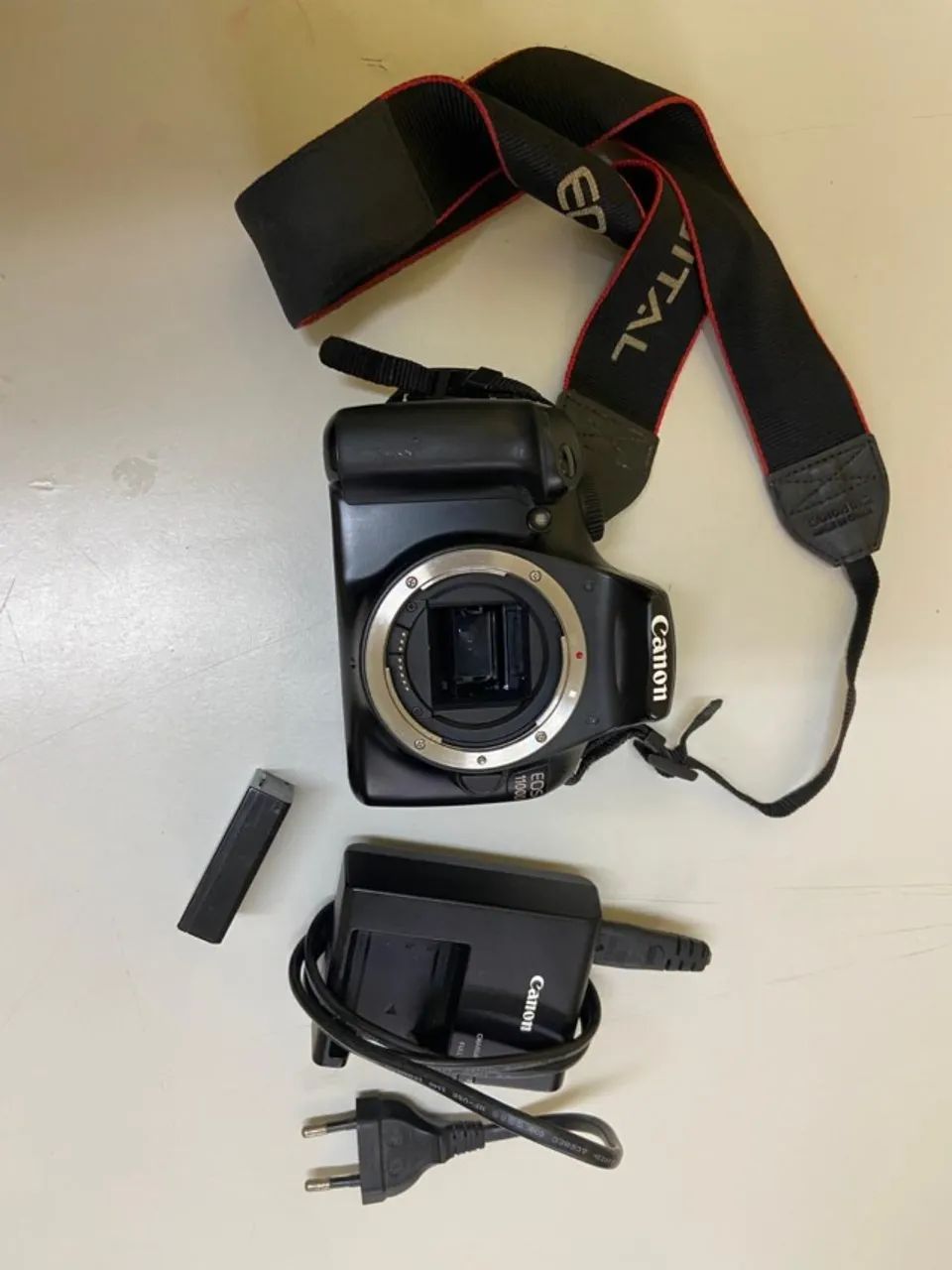 Câmera Canon EOS 1100D - Kit completo  - Foto 5