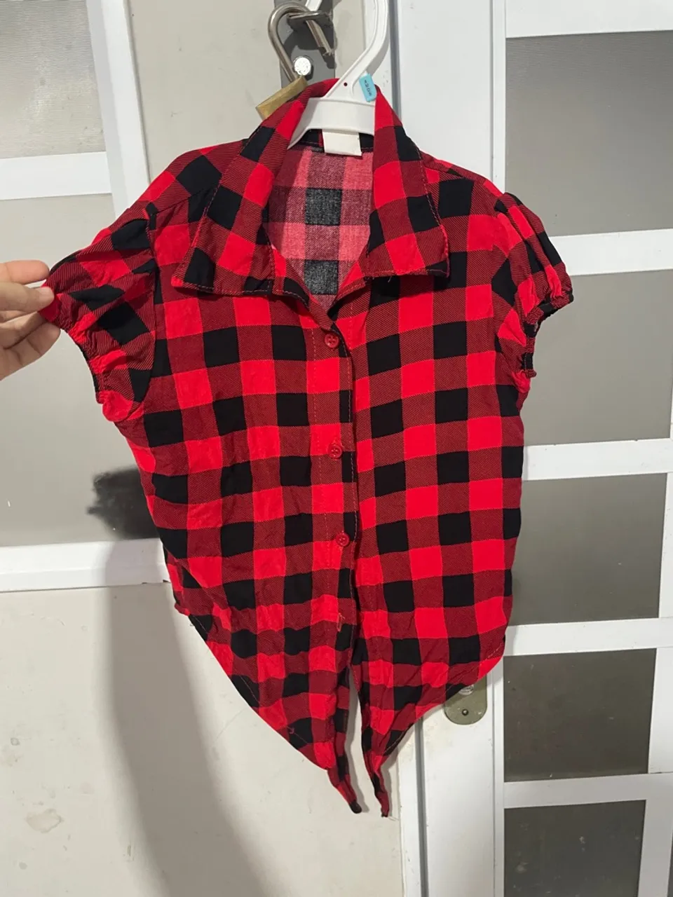 30$ algodão Camisa xadrez vermelha e preta infantil