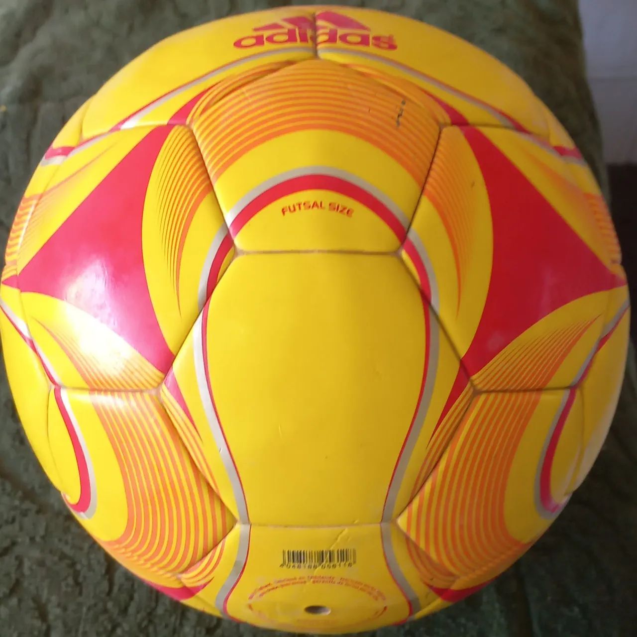 Bola de Futsal Adidas TeamGeist 2 Sala - FIFA Quality Mundial Brasil 2008 Frete Gratis - Foto 6
