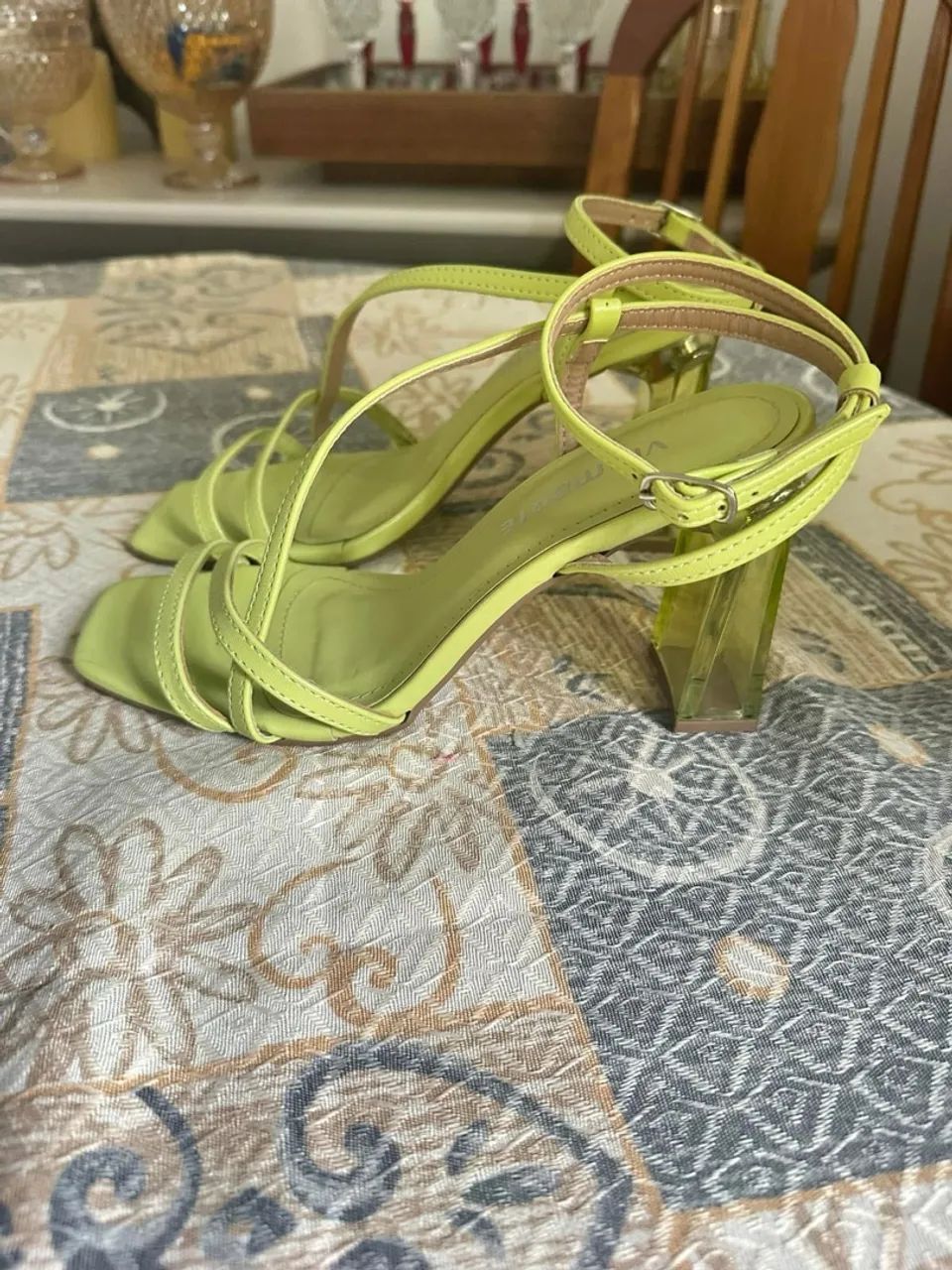 Sandália verde limão  - Foto 2