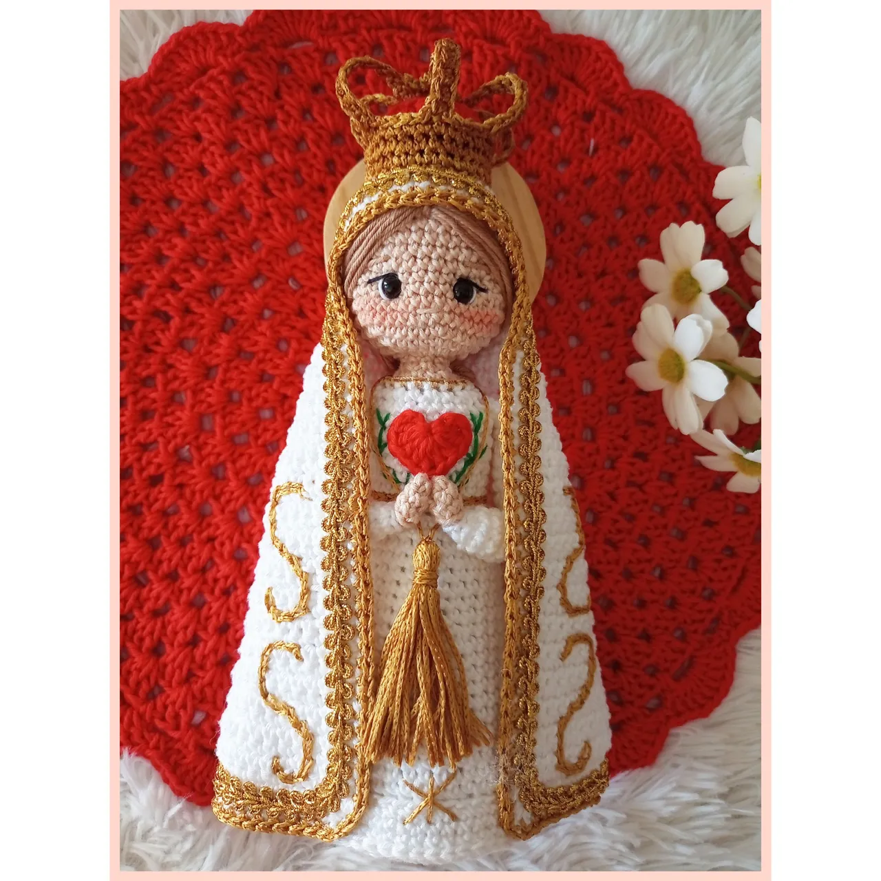 Santinhas e santinhos de crochê