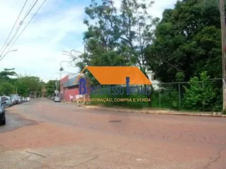 Terreno em Belo Horizonte, no bairro Pompéia, à venda.
