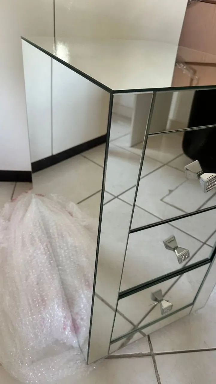 Gaveteiros de Vidro para Quarto - Foto 3
