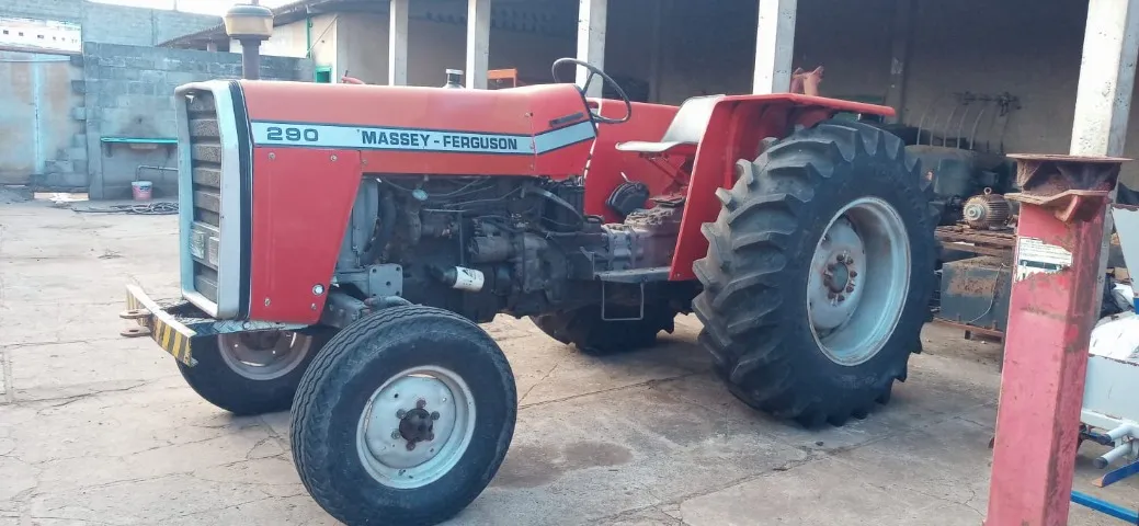 Trator MF 290