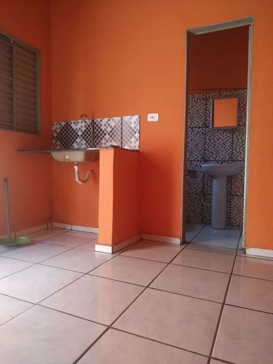 Alugo kitnets região Tijucal 1 ou 2 peças - Foto 2
