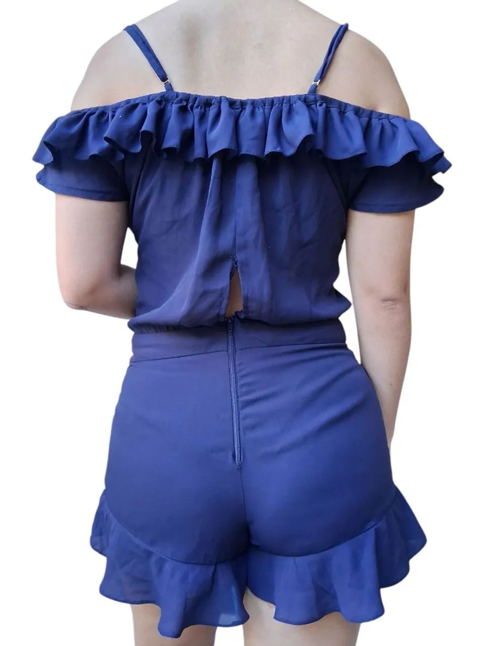 Macacão feminino azul com detalhes em babado - Foto 3