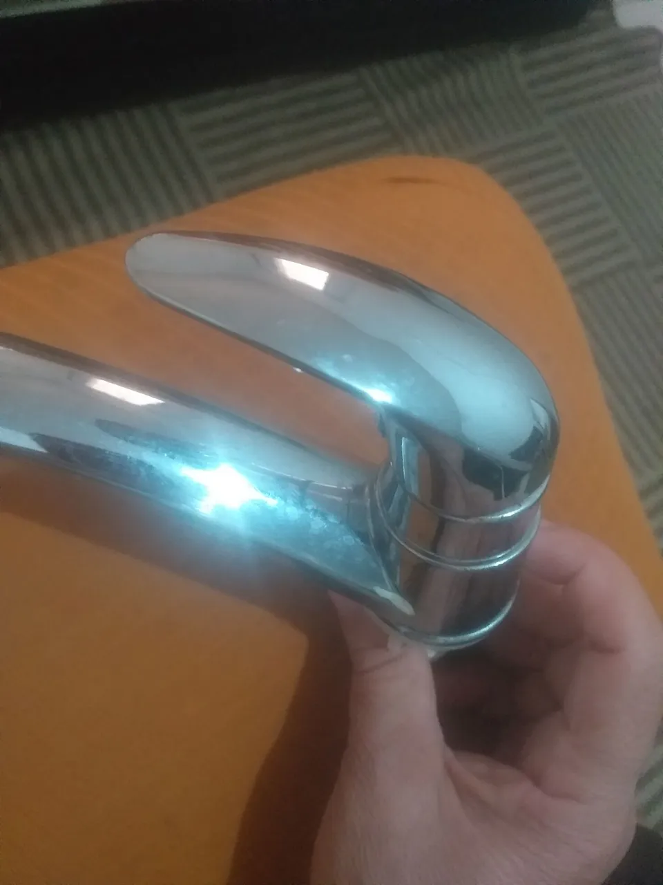 Torneira Cromada - Design Moderno plástica 29 REAIS