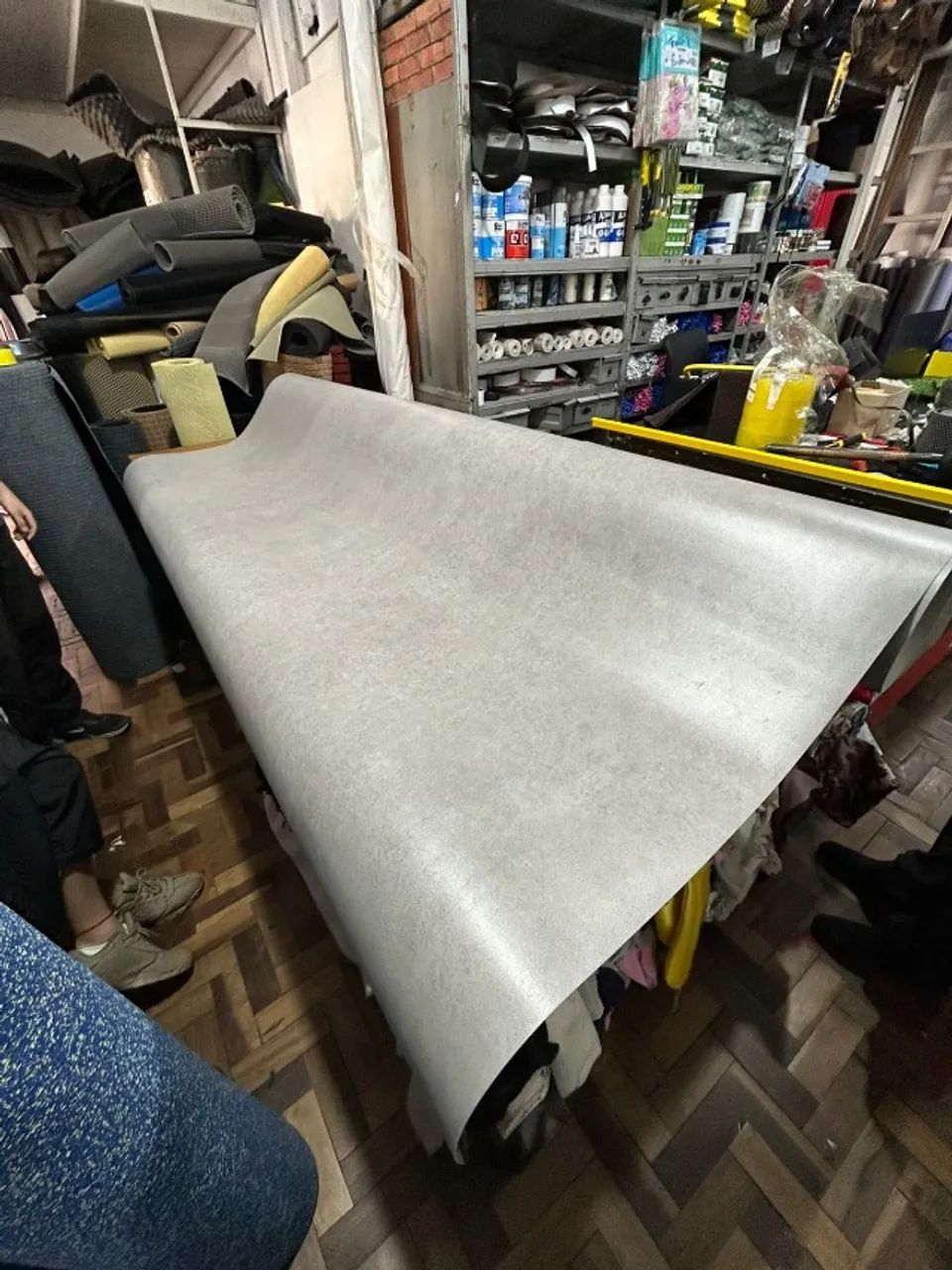 Piso vinilico em manta Cimento queimado 1.2 mm - Foto 2