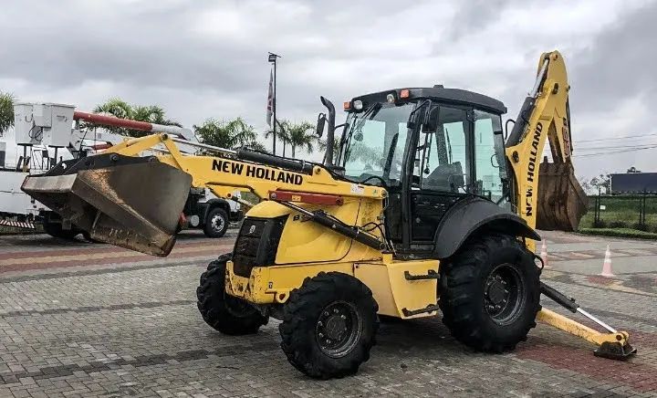 Retroescavadeira New Holland 2016 - Foto 5