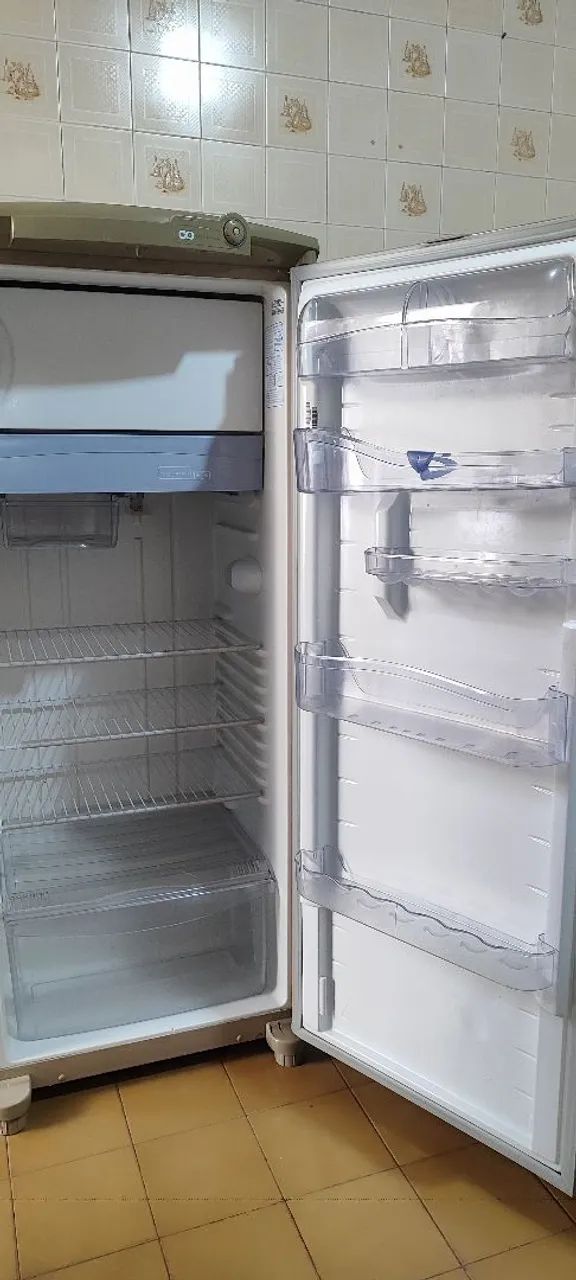 Geladeira Consul 340 - Foto 6