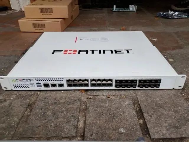 Firewall Fortinet FortiGate 301E Fg301E