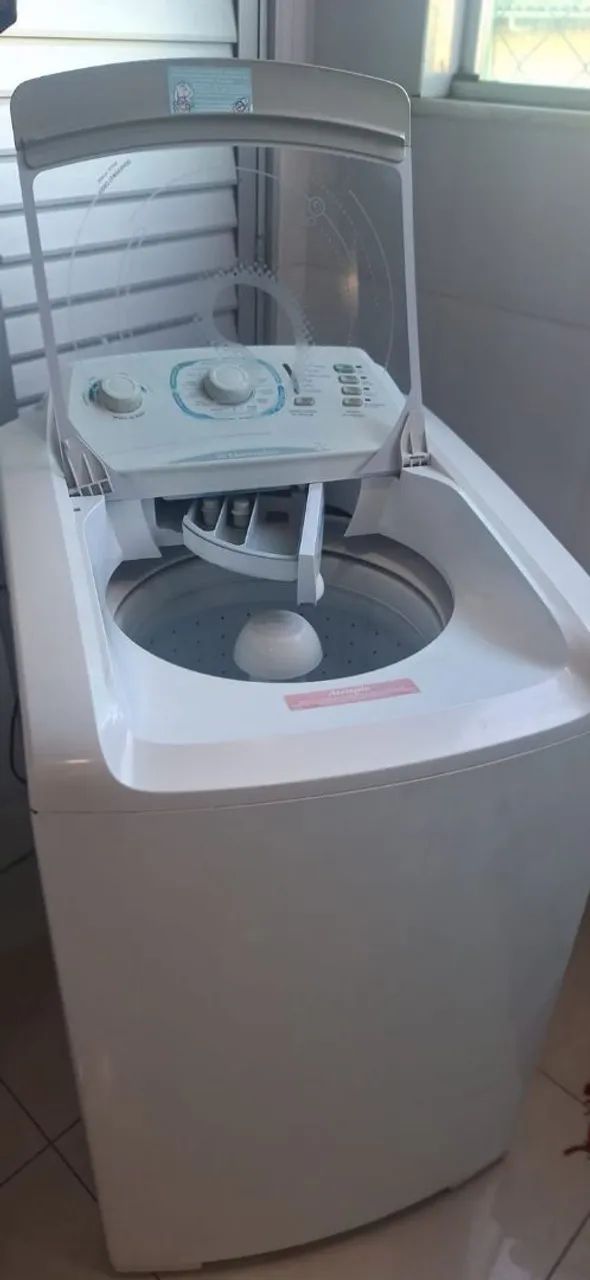 Lavadora de roupas Electrolux Turbo Capacidade - Foto 3