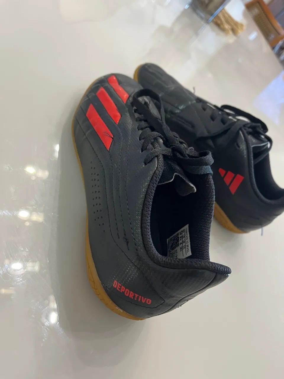 Chuteira Deportivo II futsal Adidas - Foto 6