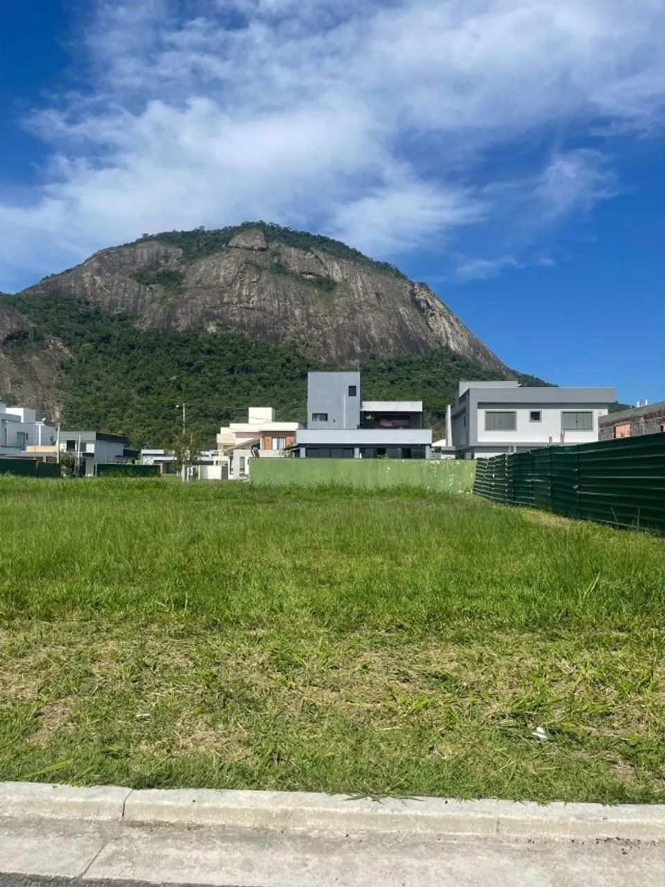 VENDO TERRENO NO MELHOR CONDOMÍNIO DE MARICÁ - ALPHAVILLE II - Foto 2