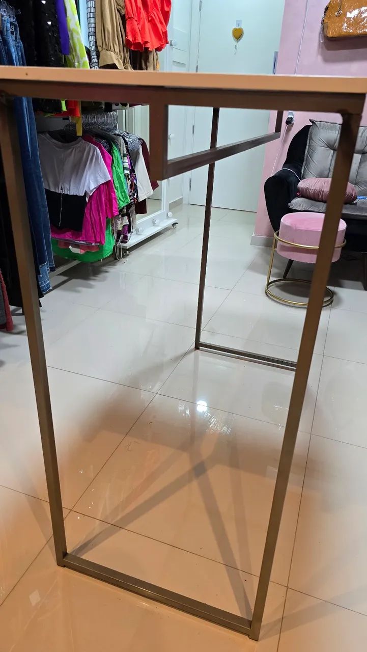 Mesa cabideiro arara - Foto 5