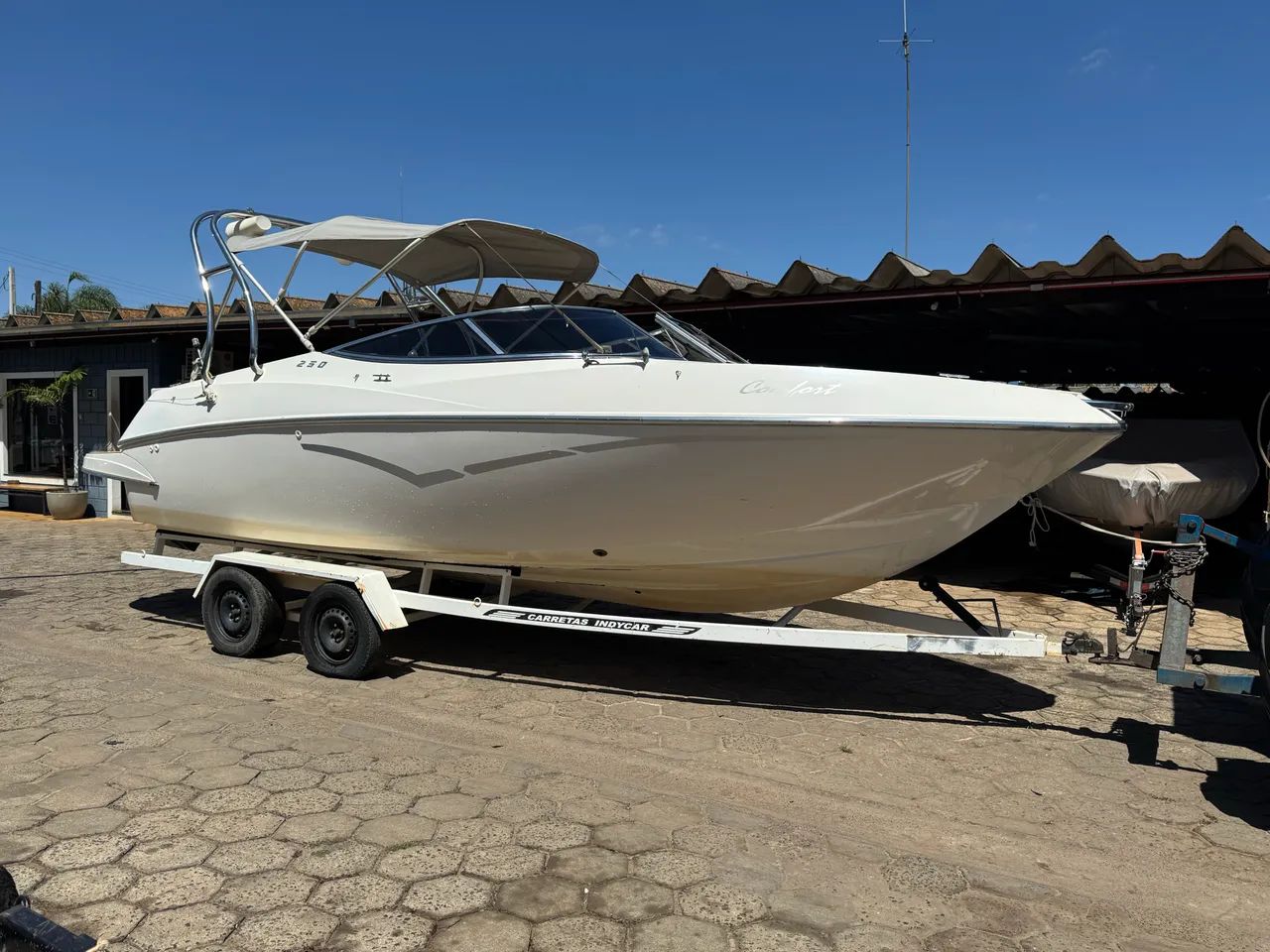 Lancha Ventura 250 ano 2012  - Foto 4