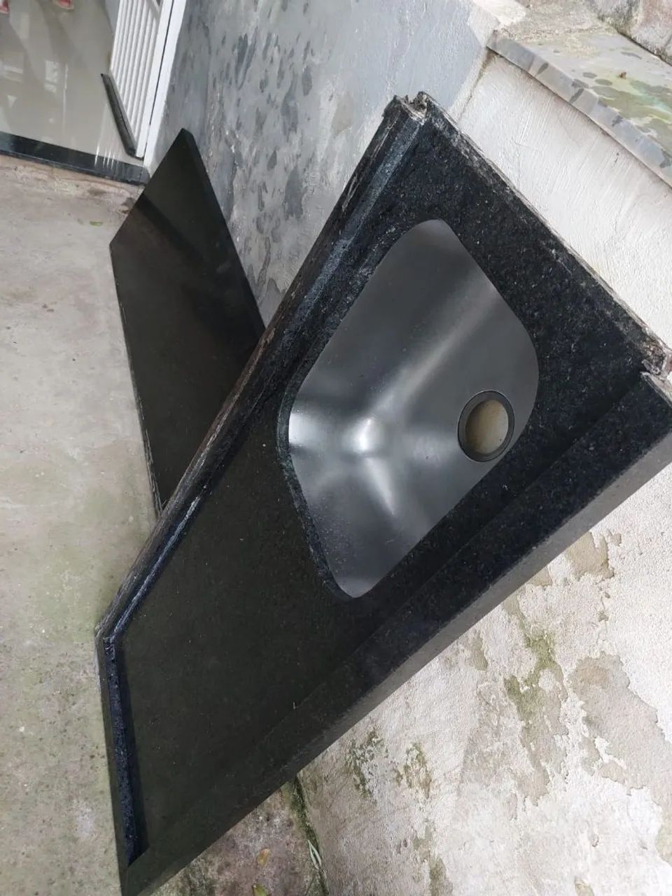 Pia de Granito com Cuba em Aço Inox - Foto 3