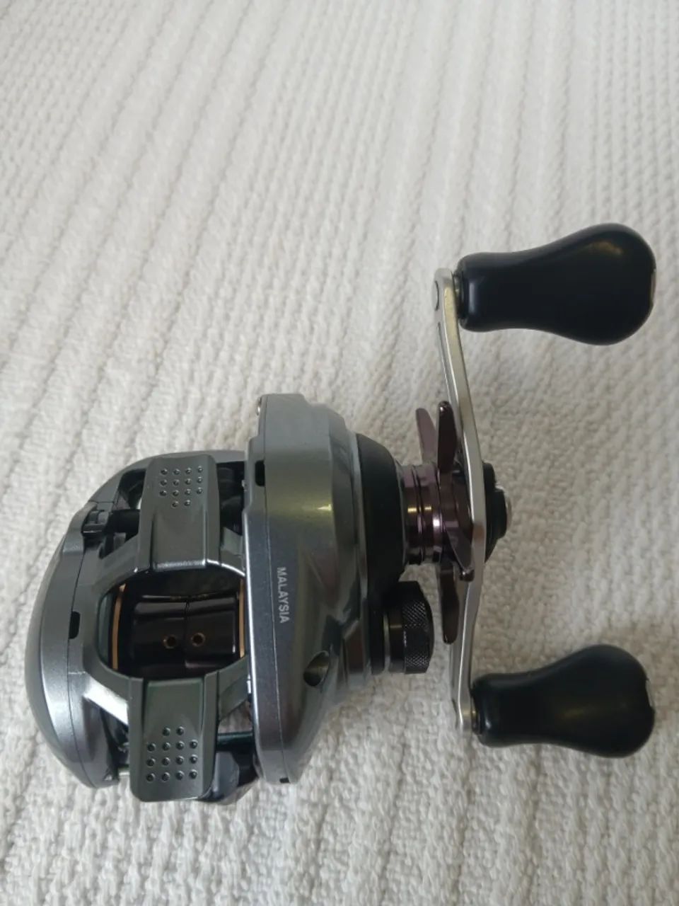 Carretilha Shimano Curado 71 Xg Esquerda 7.2:1 - Foto 3