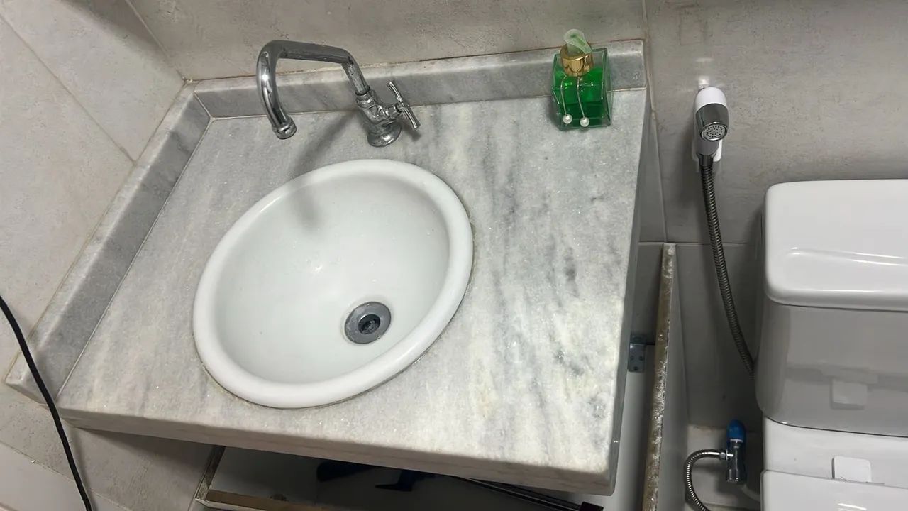 Bathroom Sink64363608908802121