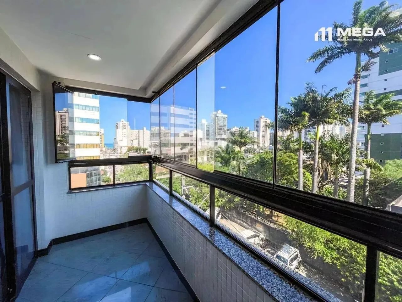 Apartamento com 3 dormitórios à venda, 180 m² por R$ 950.000,00 - Centro - Vila Velha/ES