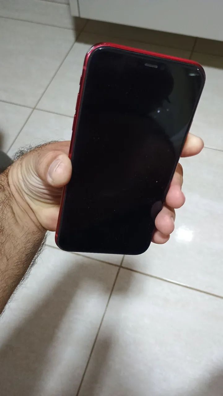 iPhone 11 64GB Red - Foto 4