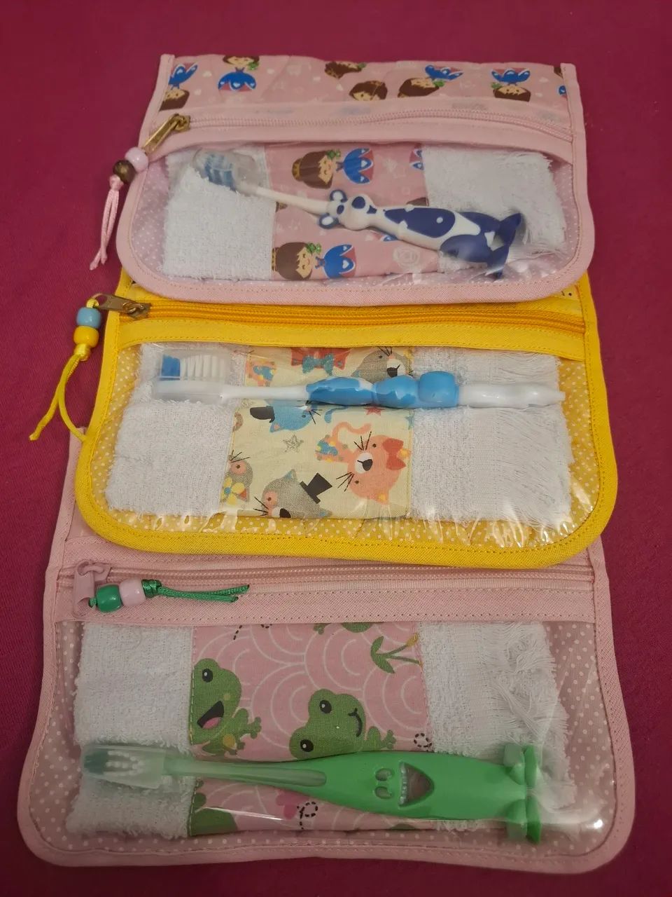 Necessaire para higiene bucal infantil - kit de escavação 