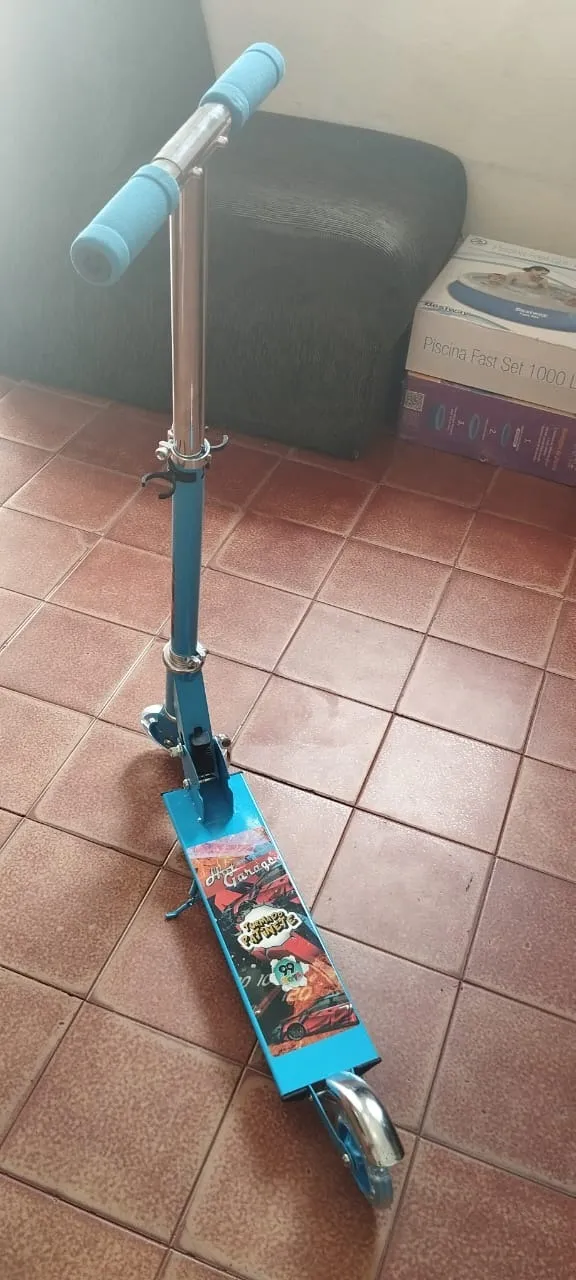 Patinete Infantil de Ferro 2 Rodas Led