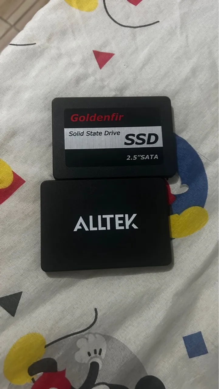 VENDO DOIS SSDS 512 e 128