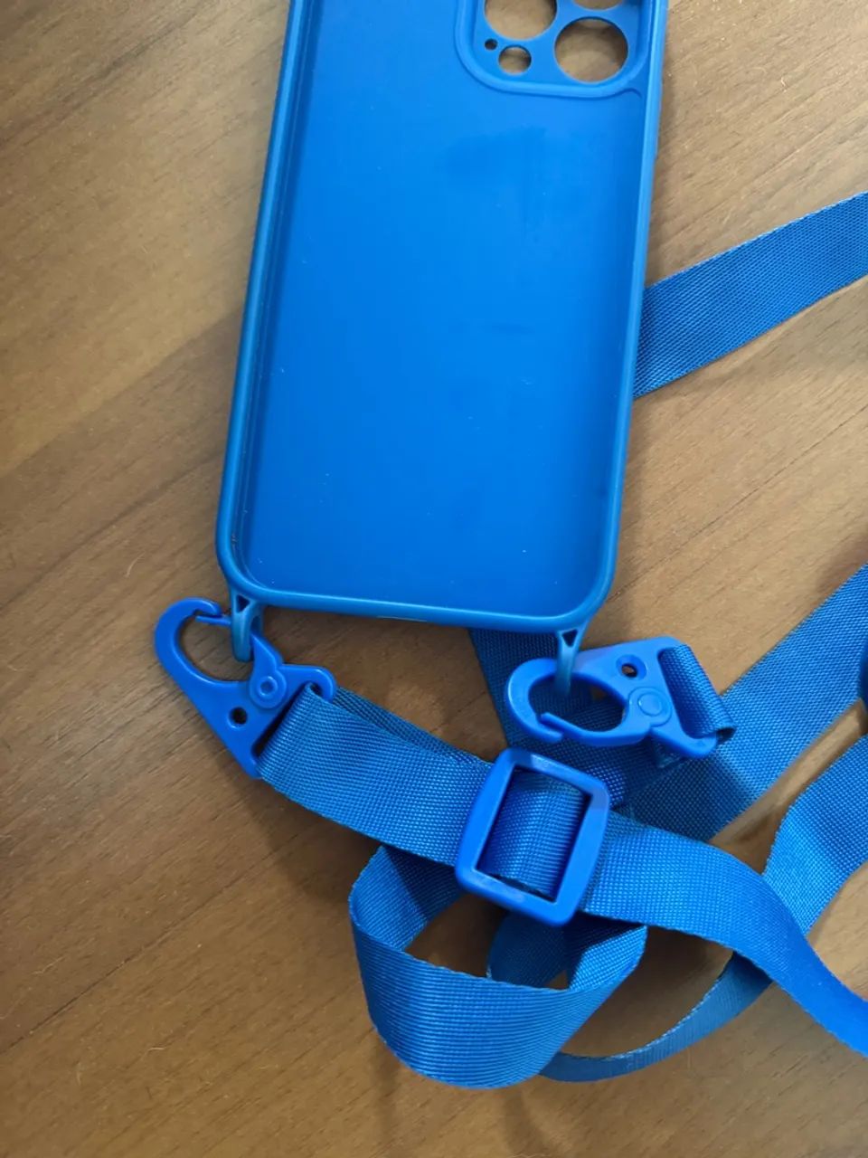 Capa para celular Azul com alça IPhone 13 Pro Max  - Foto 2