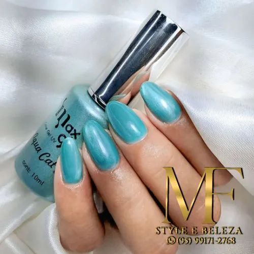 Manicure esmaltação em gel