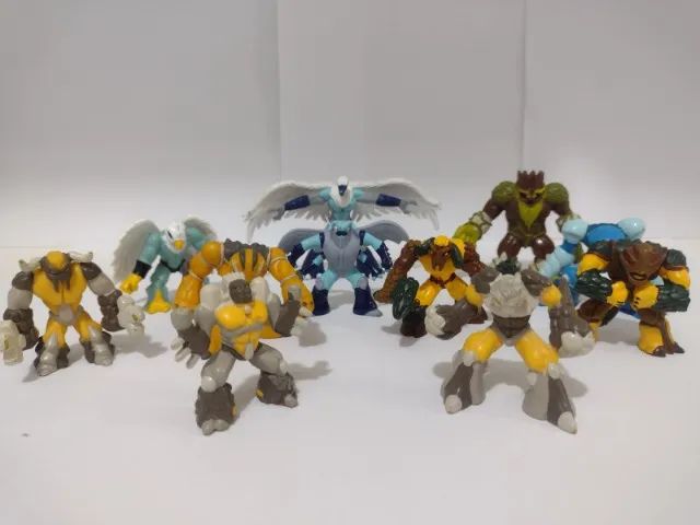 miniaturas bonecos gormit 11 unidades variadas/conservadas