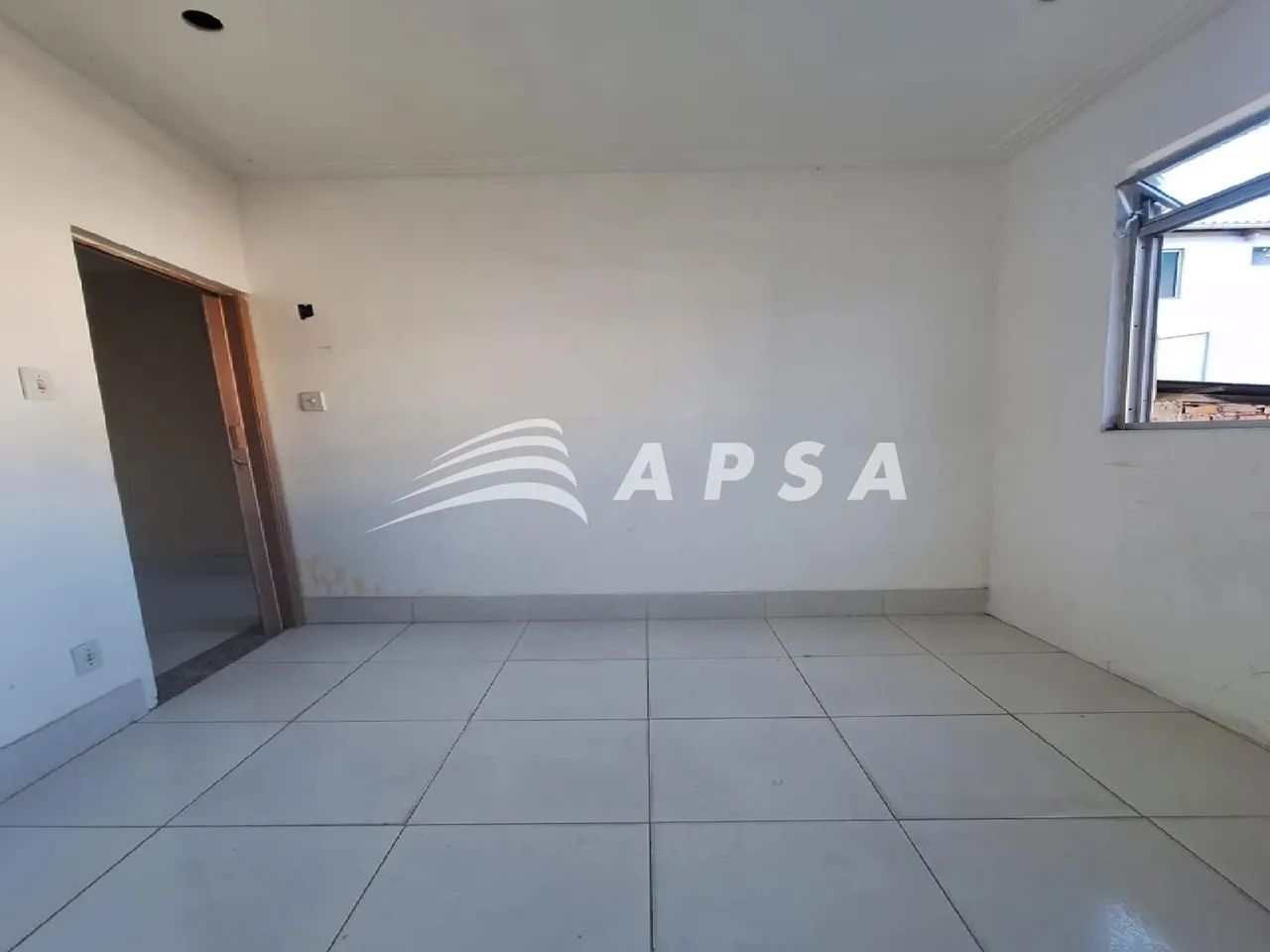 ALUGA-SE UMA CASA NO GARCIA. CASA COM 66 M² COMPOSTA POR 1 QUARTO, SALA, COZINHA, 1 BANHEI - Foto 9