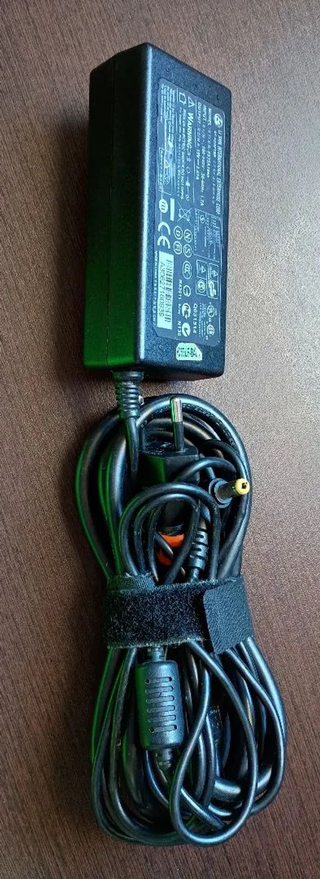 Fonte Carregador notebook ACER 4520