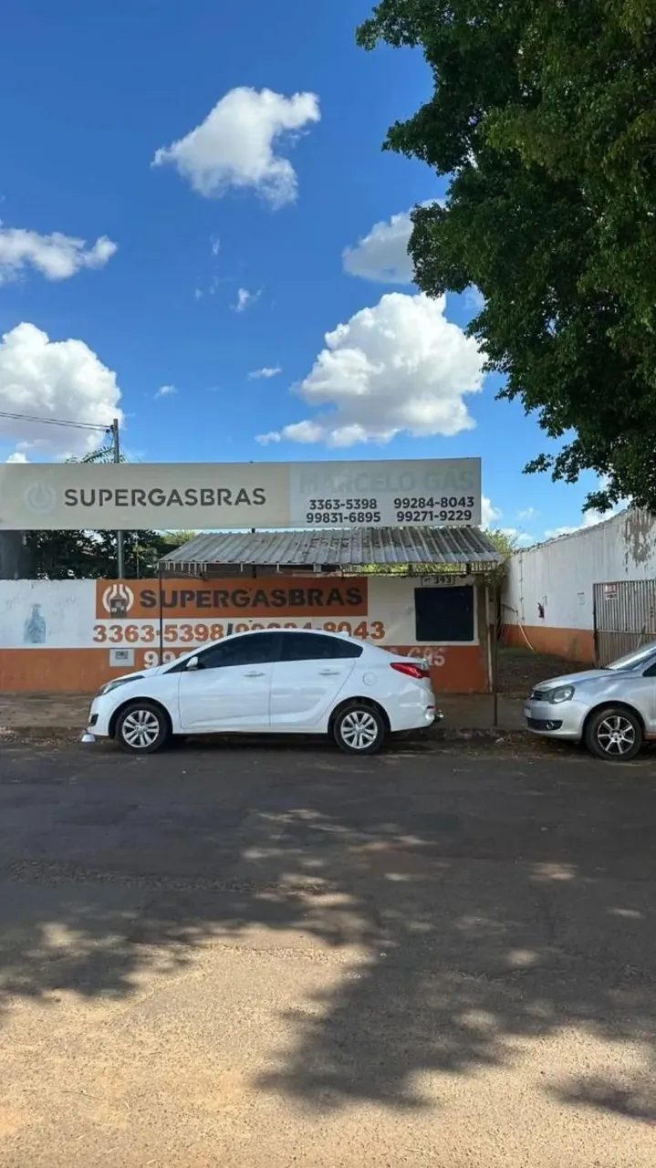 Terreno de esquina com 360 m² em excelente localização na Vila Serradinho em Campo Grande