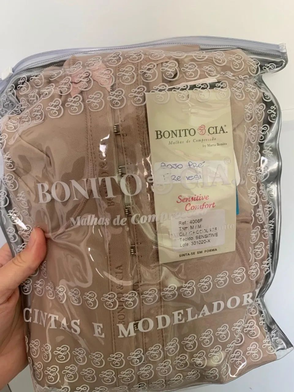 Cinta Bermuda Completa com Alças e Colchetes - Bonito & Cia - Foto 2